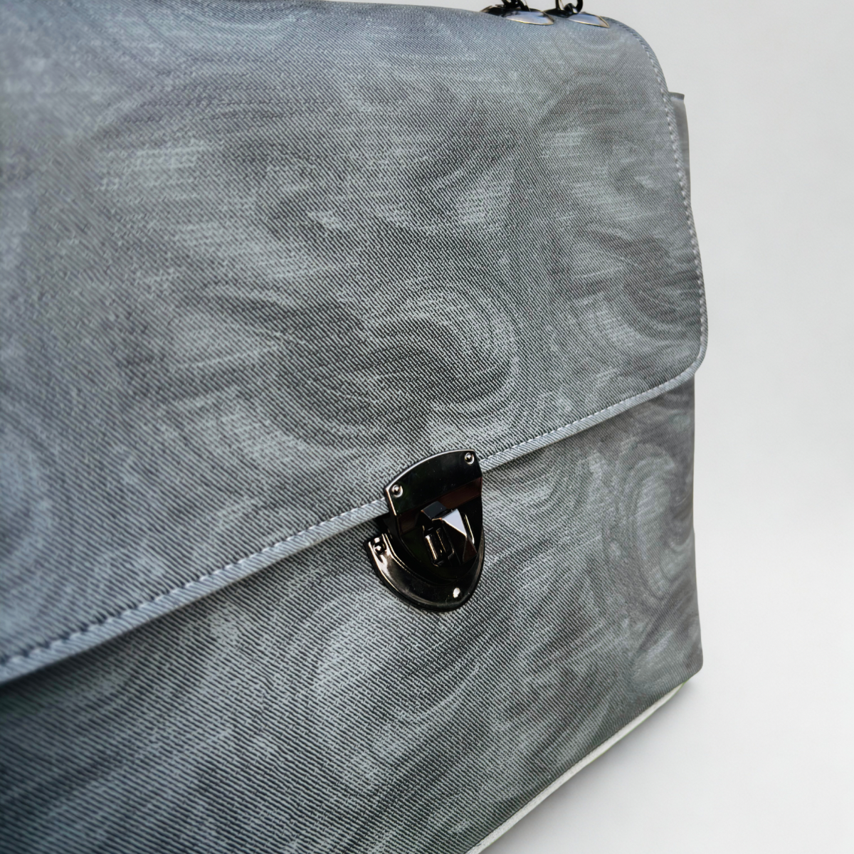 The Elegance Flap - Gray