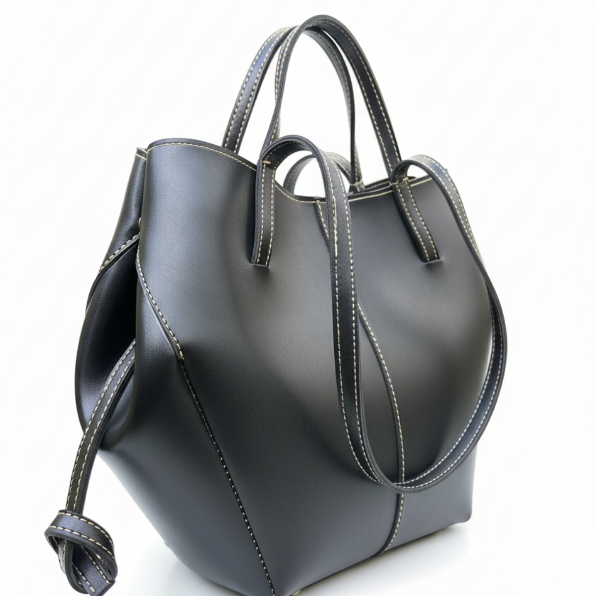 The Aura Tote - Black